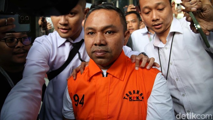 3 Pramusaji di Rumdin Gubernur Riau Diduga Rusak Segel KPK